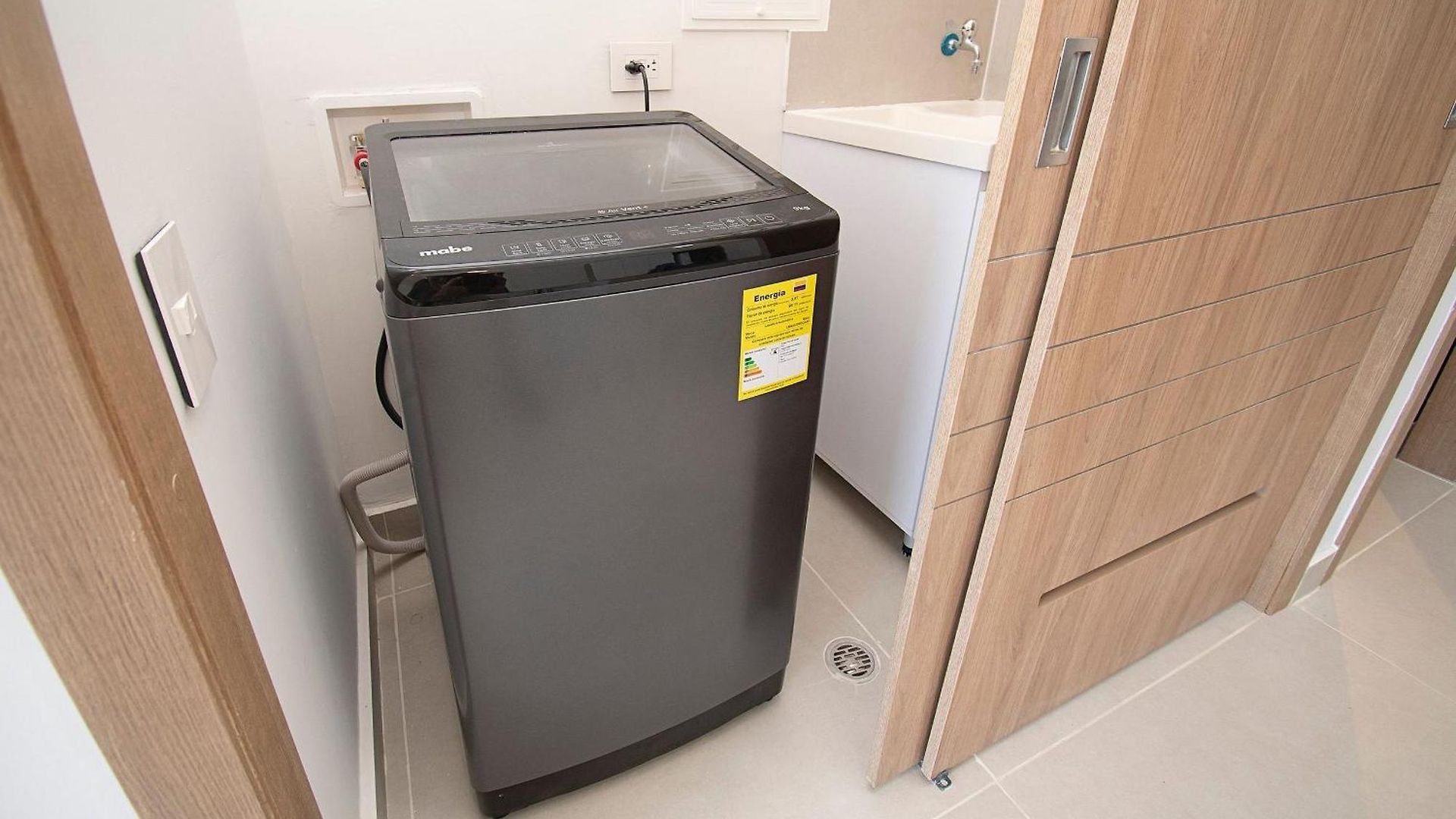 U-go Baia Kristal: Oasis Moderno En *