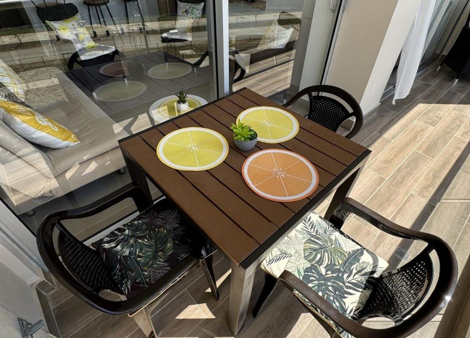 Apartamento U-go Baia Kristal: Oasis Moderno En