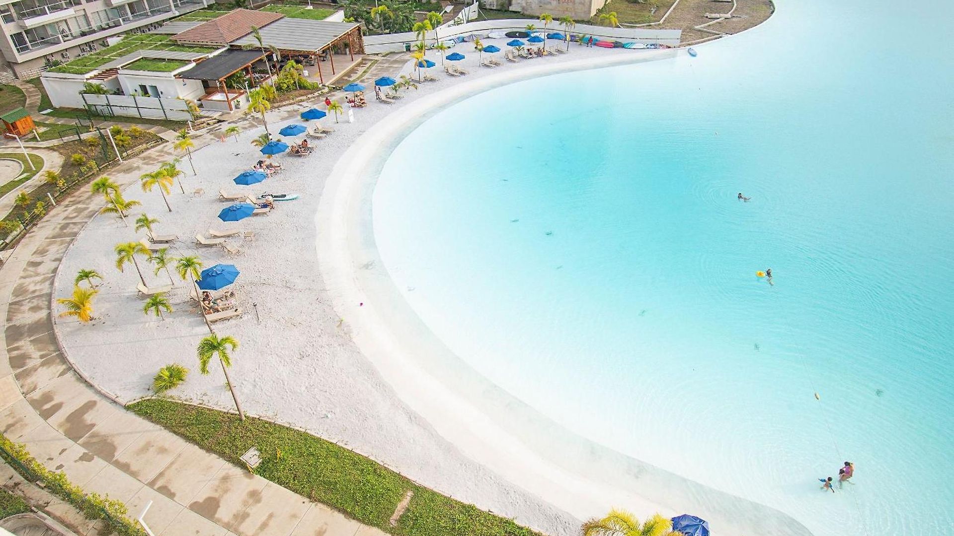 U-go Baia Kristal: Oasis Moderno En