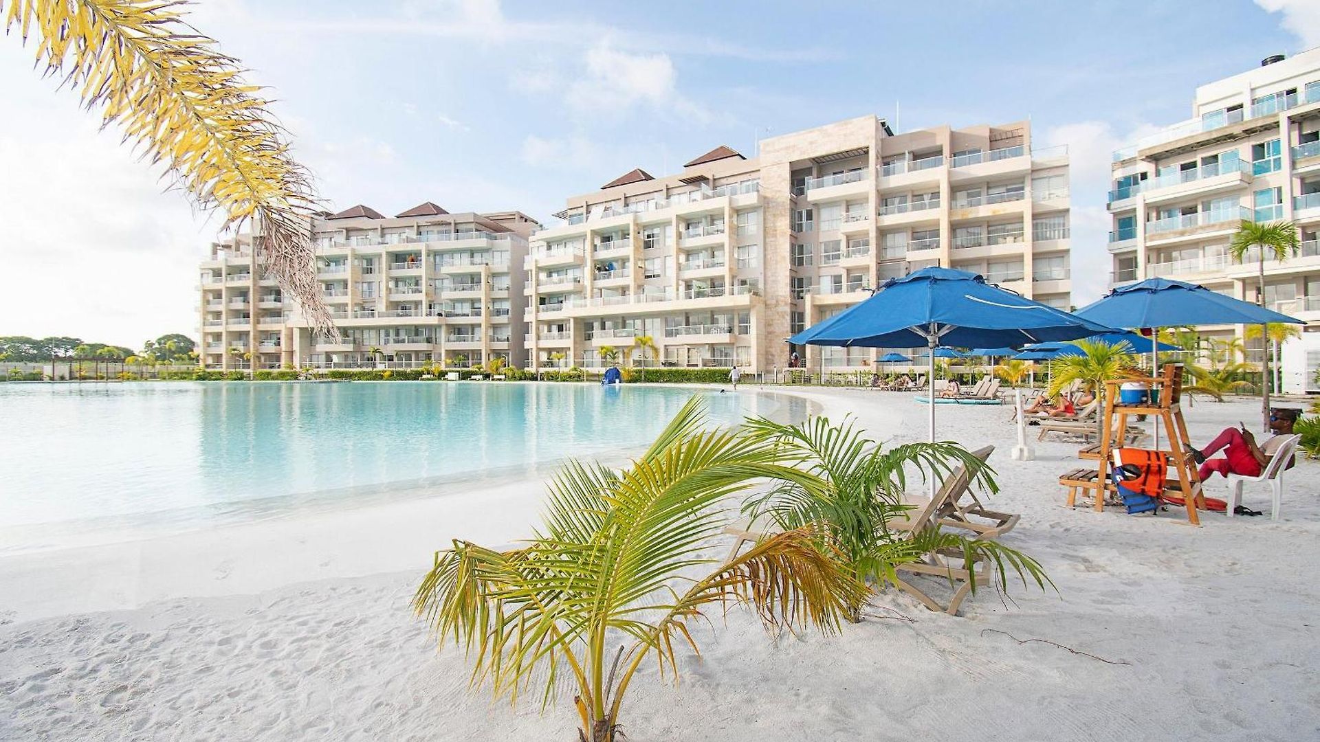 U-go Baia Kristal: Oasis Moderno En * Cartagena