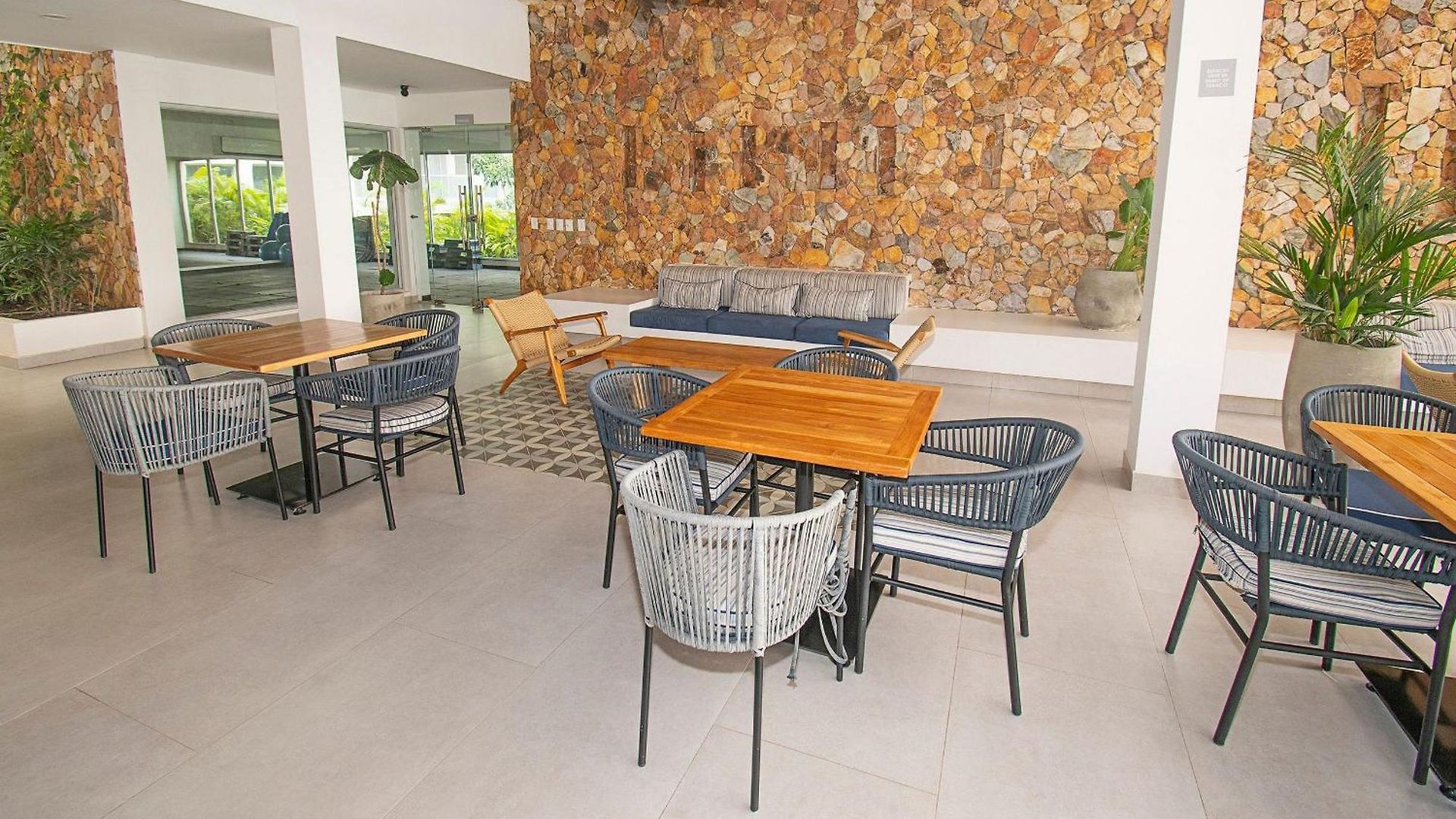 Apartamento U-go Baia Kristal: Oasis Moderno En
