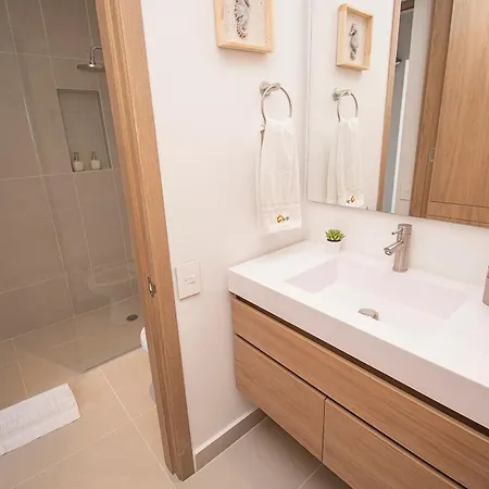 U-go Baia Kristal: Oasis Moderno En *