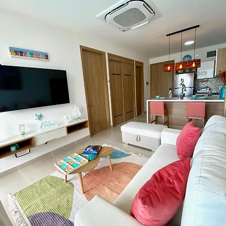 Apartamento U-go Baia Kristal: Oasis Moderno En