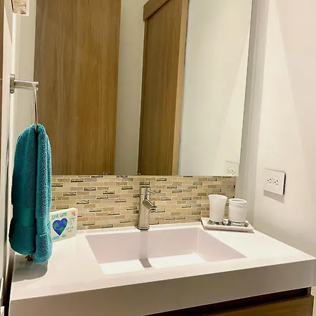 U-go Baia Kristal: Oasis Moderno En