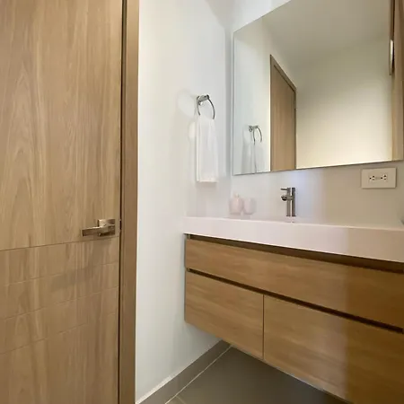Apartamento U-go Baia Kristal: Oasis Moderno En