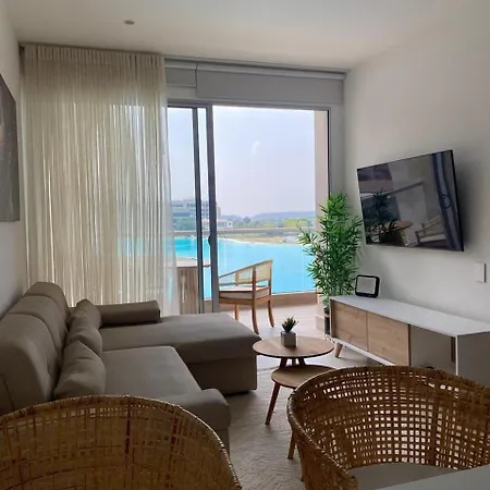 Apartamento U-go Baia Kristal: Oasis Moderno En