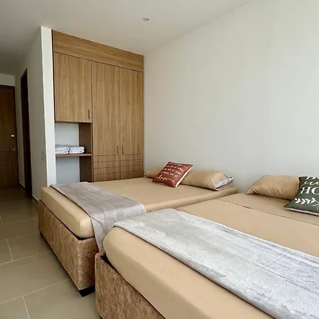 U-go Baia Kristal: Oasis Moderno En *