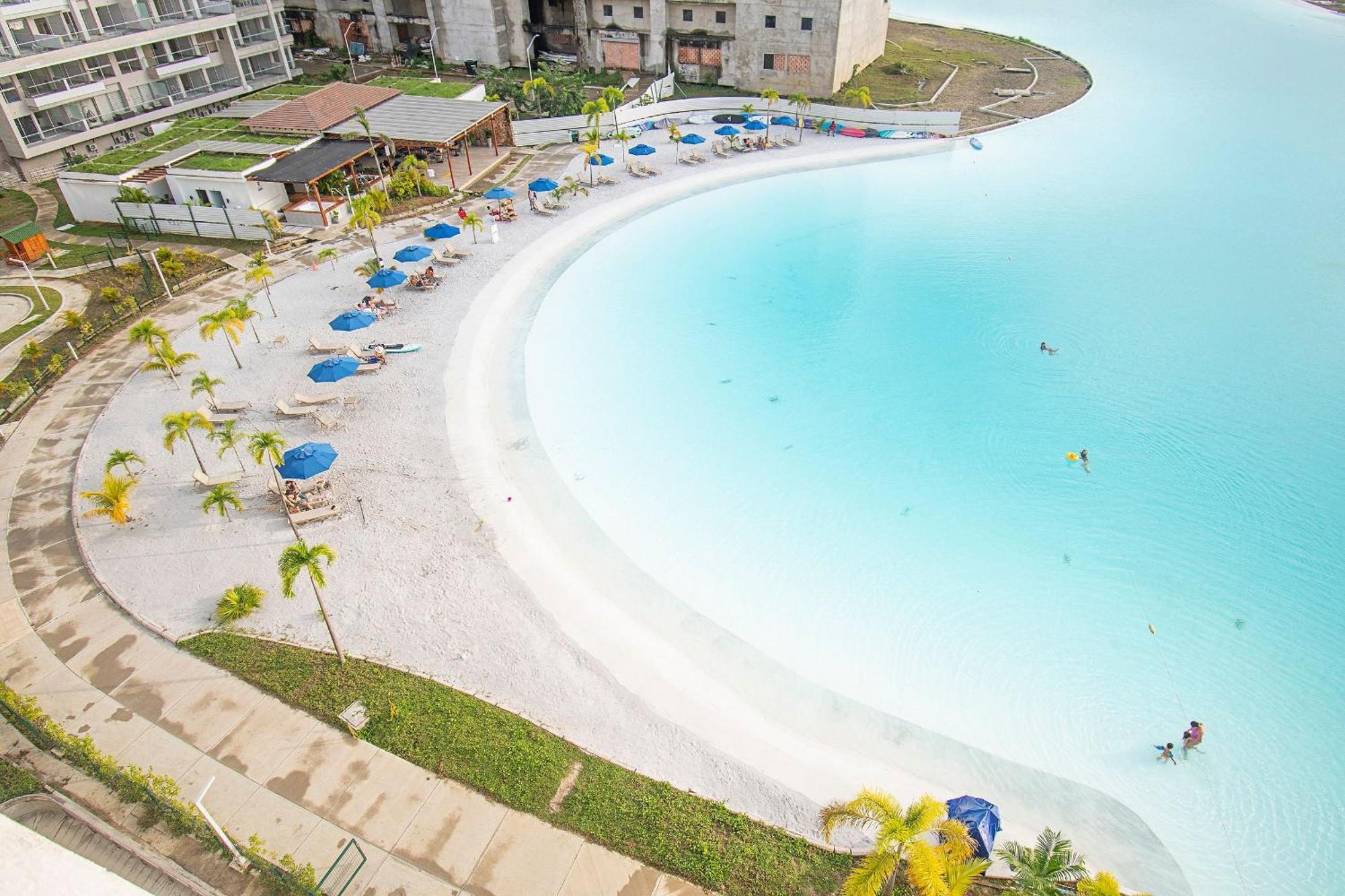 U-go Baia Kristal: Oasis Moderno En
